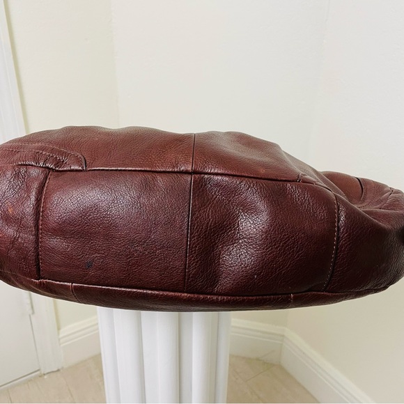 Burgundy B Makowsky Large Hobo Weekender Leather Bag - Picture 10 of 14